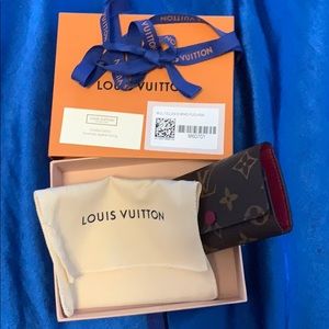 Louis Vuitton 6 key ring holder